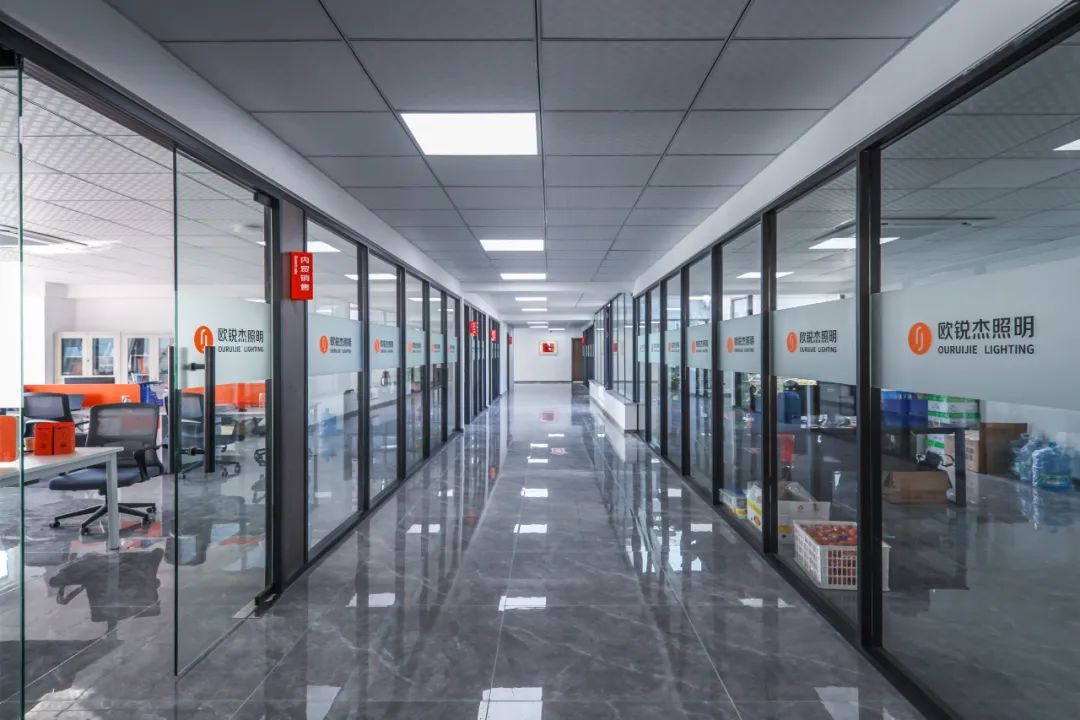 1678264980468610.jpg 1678264980468610.jpg