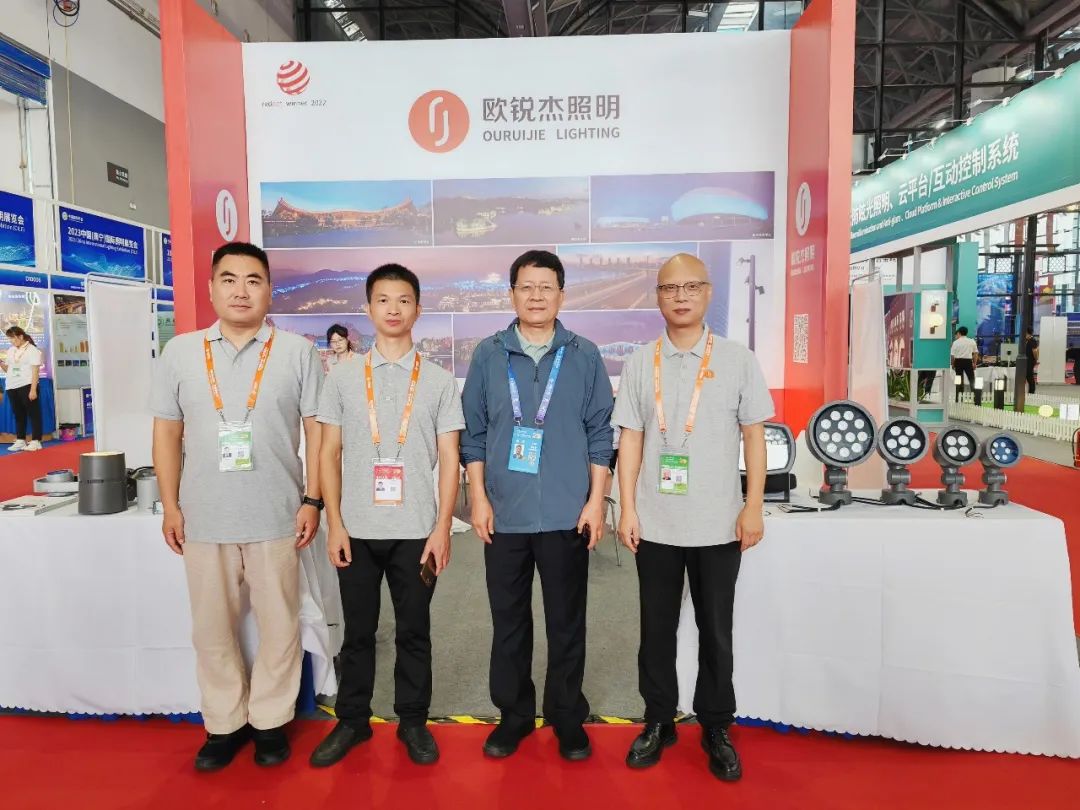 1695189816214862.jpg 1695189816214862.jpg