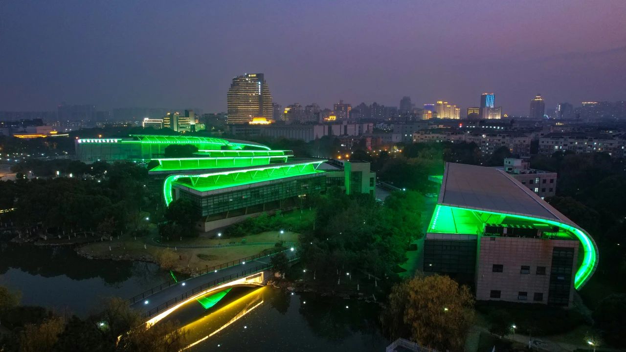 1695431896704084.jpg 1695431896704084.jpg