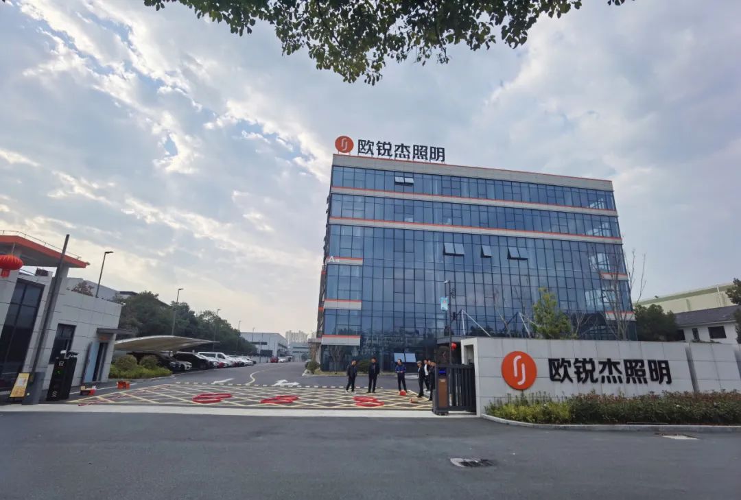 1708240998343766.jpg 1708240998343766.jpg