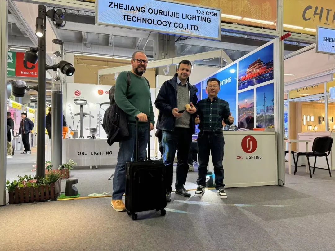 1710135099490347.jpg 1710135099490347.jpg