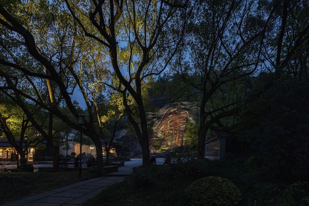 1718679037158402.jpg 8.jpg